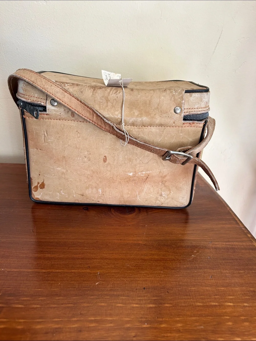 Vintage Perrin The Sportsman 502 Tan Leather Camera Messenger Bag w/ Patina